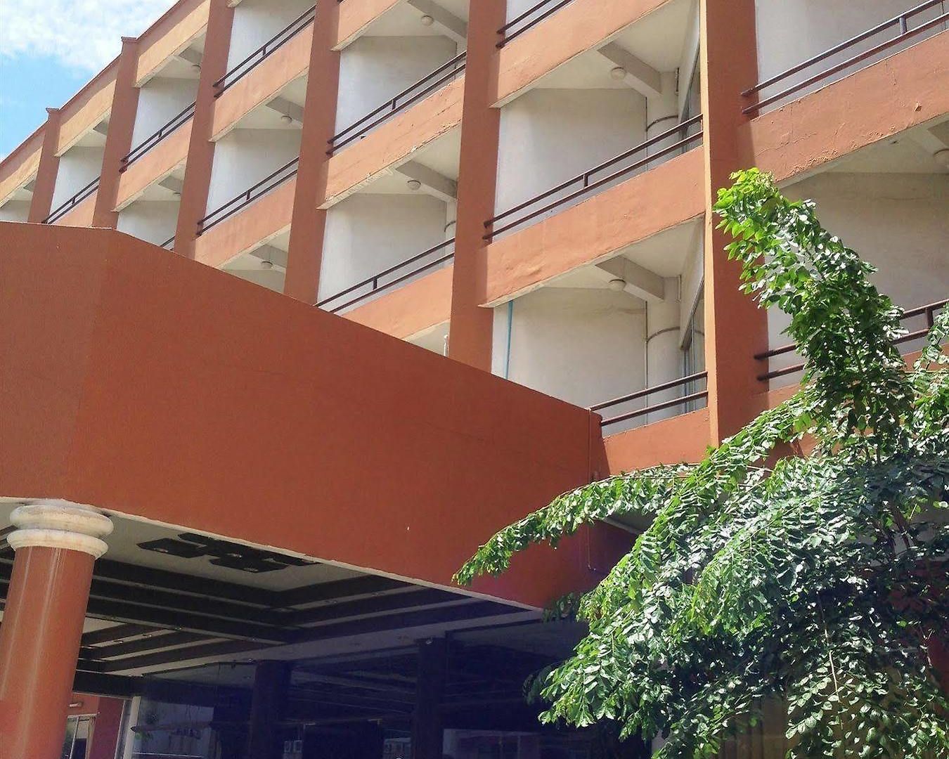 โรงแรม Skaw 3*