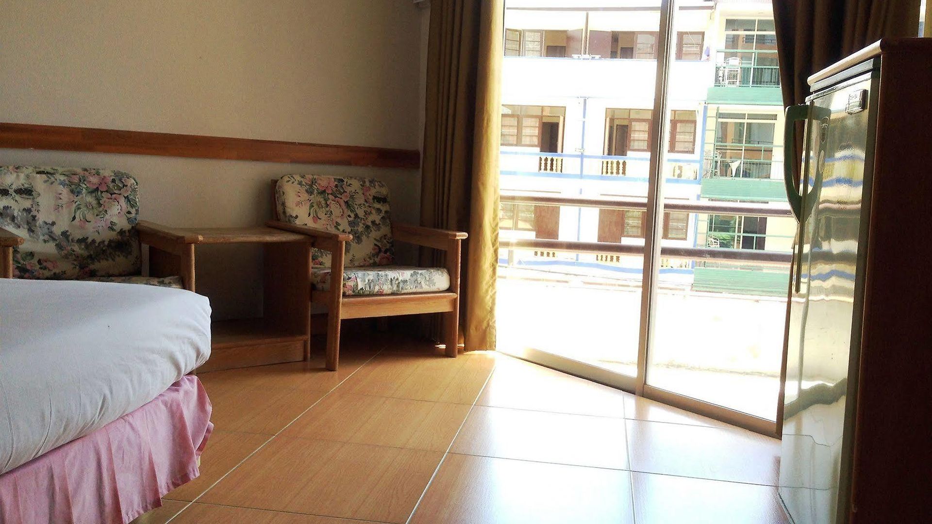 โรงแรม Skaw