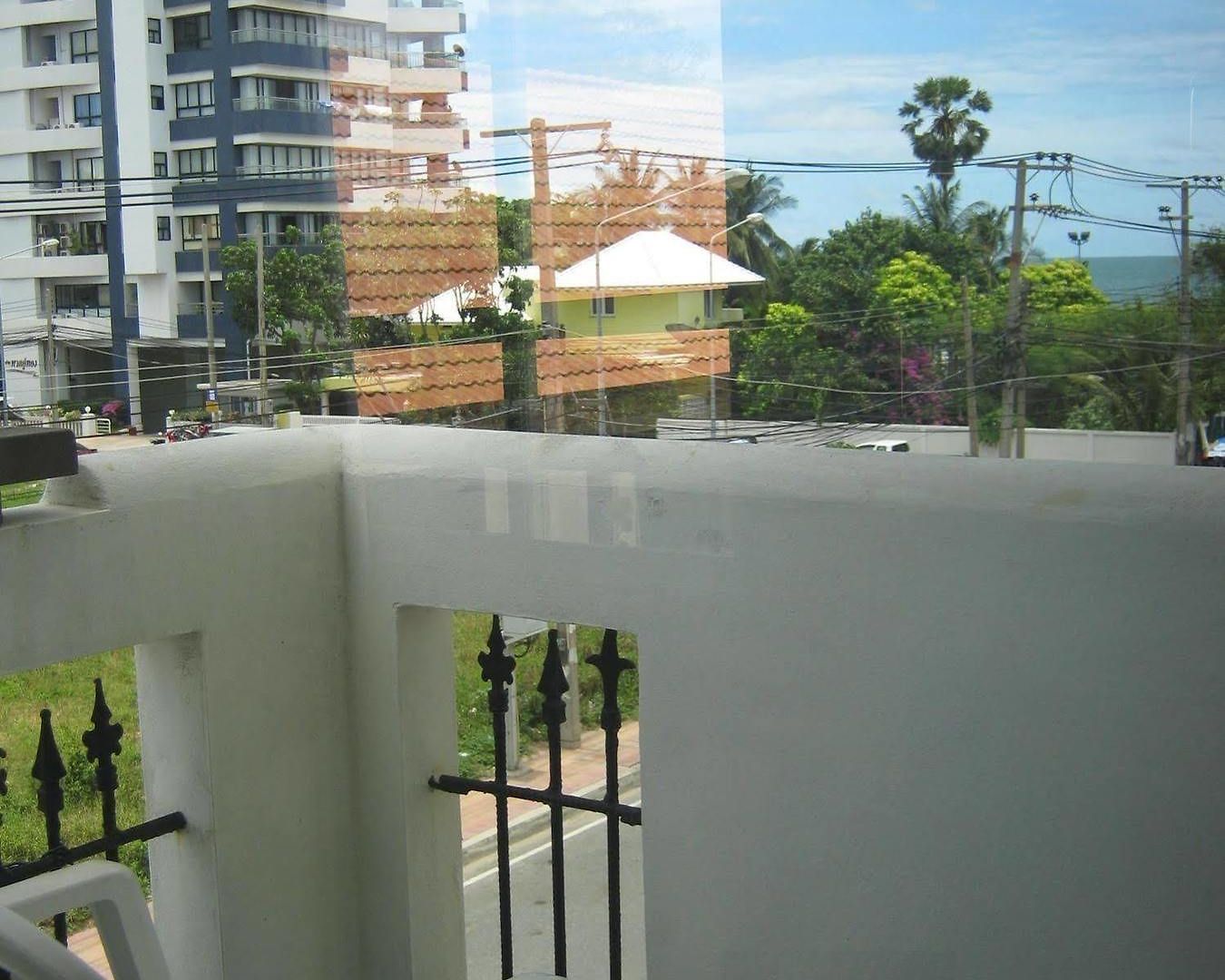 บ้านทะเล โรงแรม