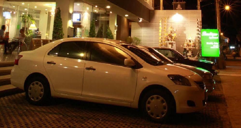โรงแรม Leela One