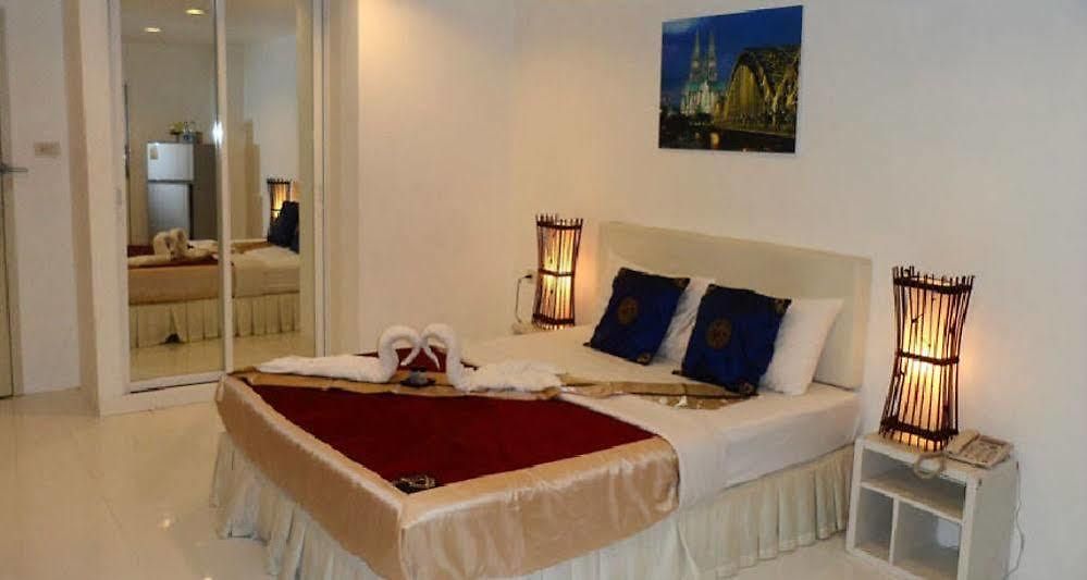 Leela One โรงแรม