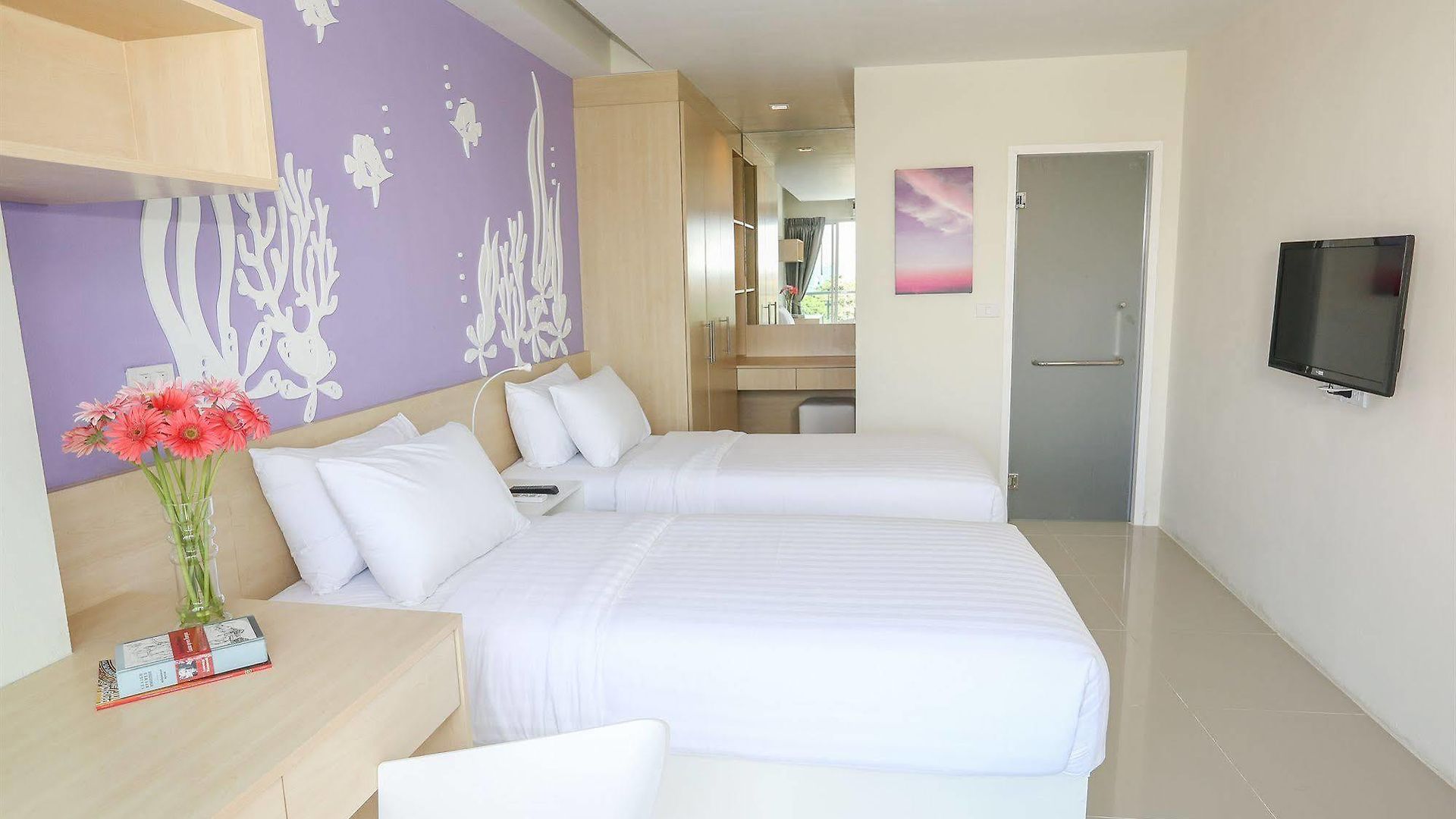 โรงแรม R-con Rest Sea Pattaya