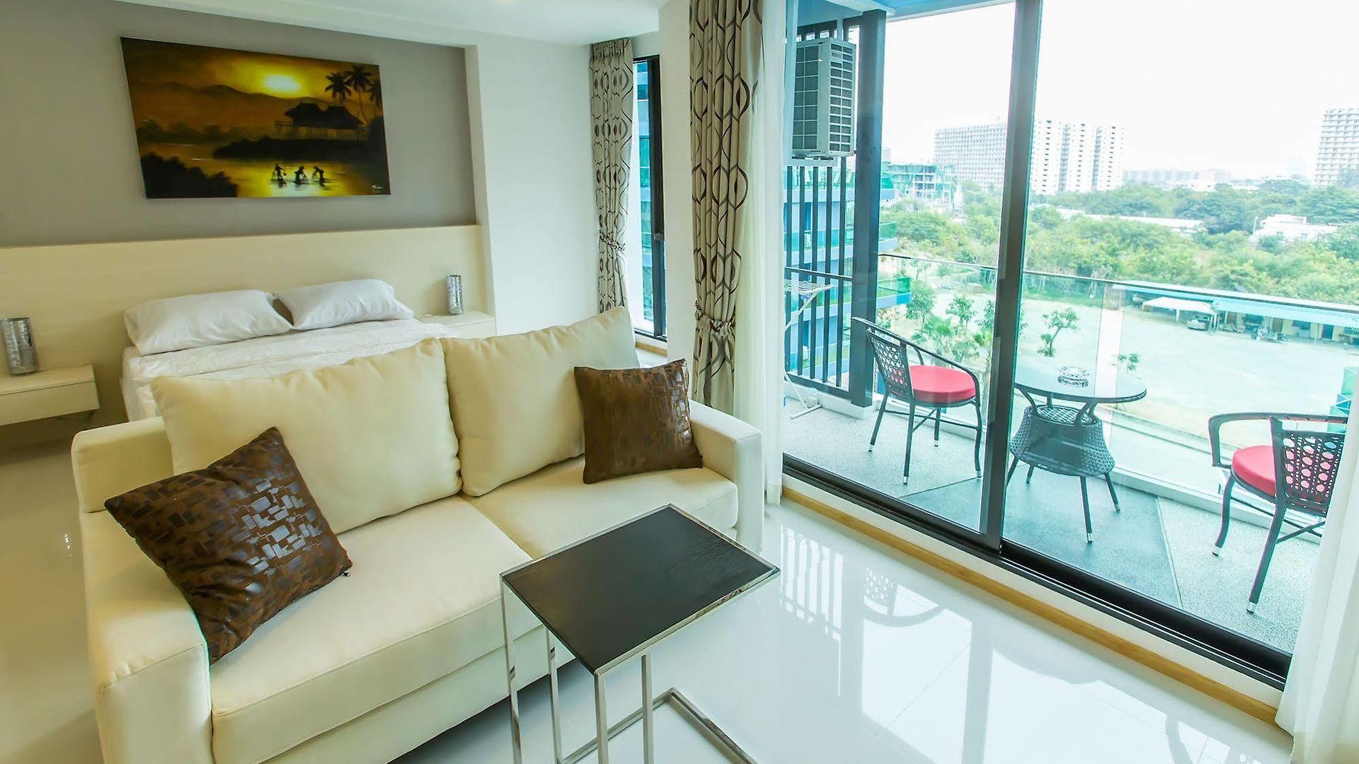 Acqua 2 โรงแรม Pattaya