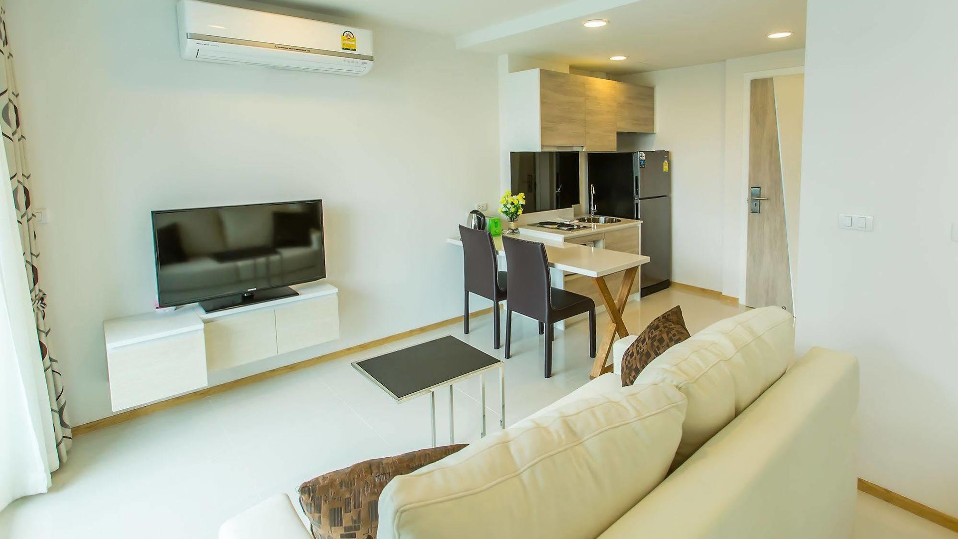 Acqua 2 โรงแรม 2*