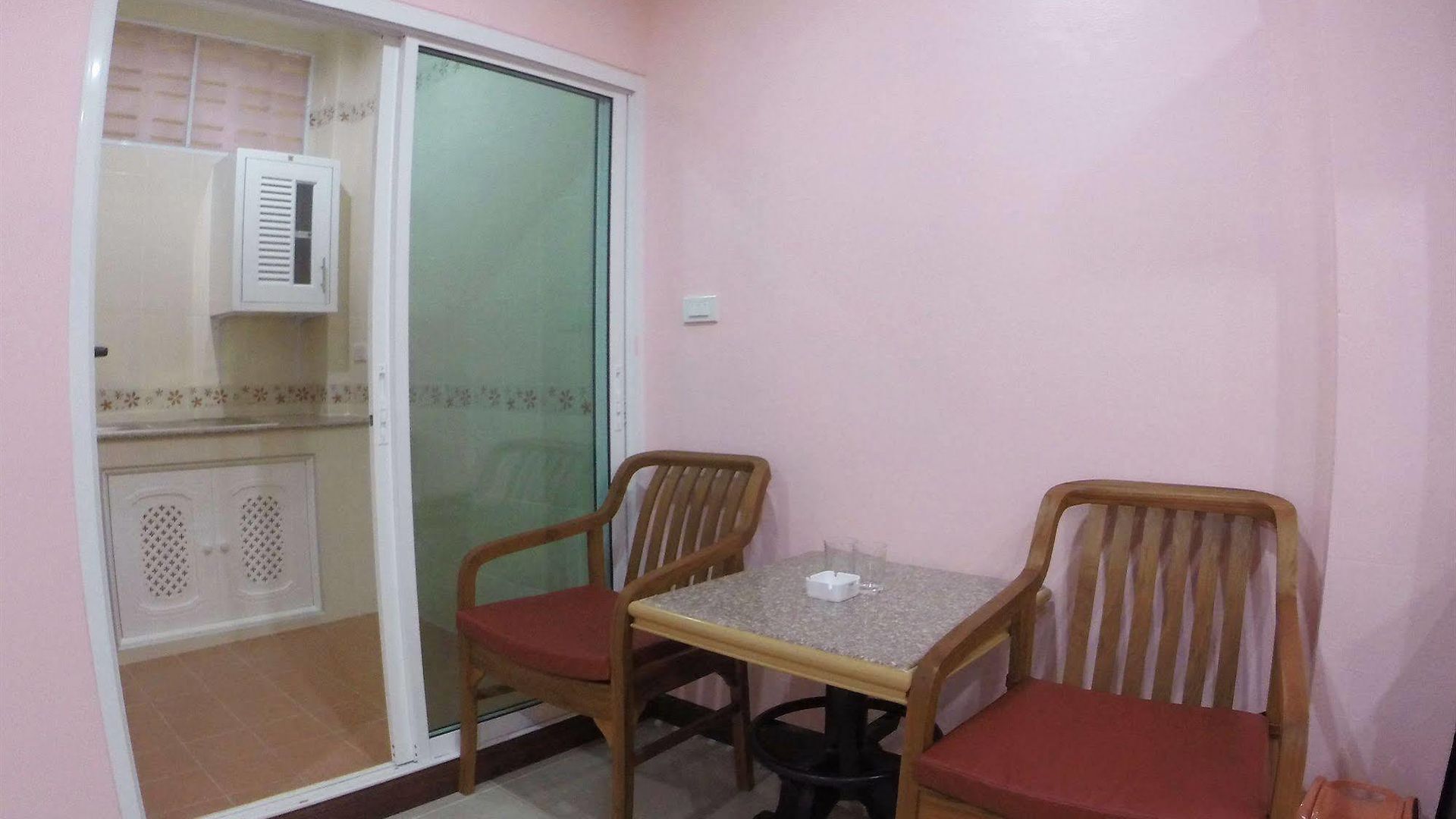 โรงแรม โรงแรมเอ.เอ. พัทยา วิลล์ 2*