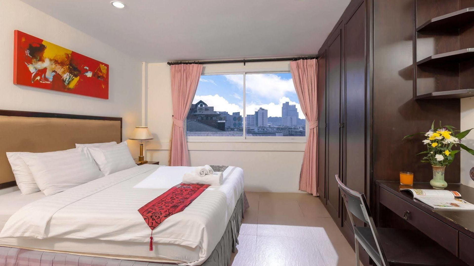 โรงแรม Yes O'tel By Benya 3*