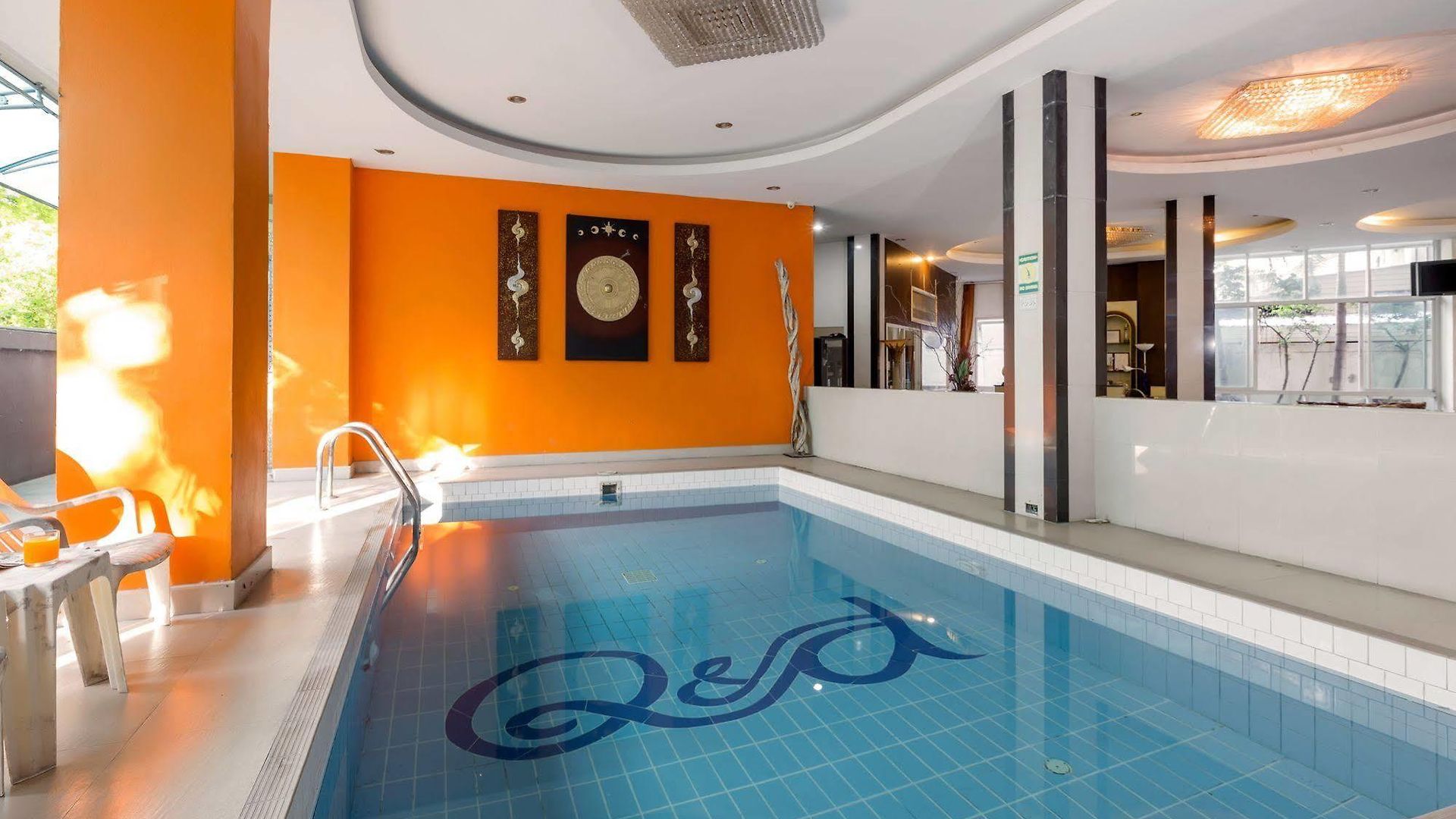 Yes O'tel By Benya โรงแรม Pattaya