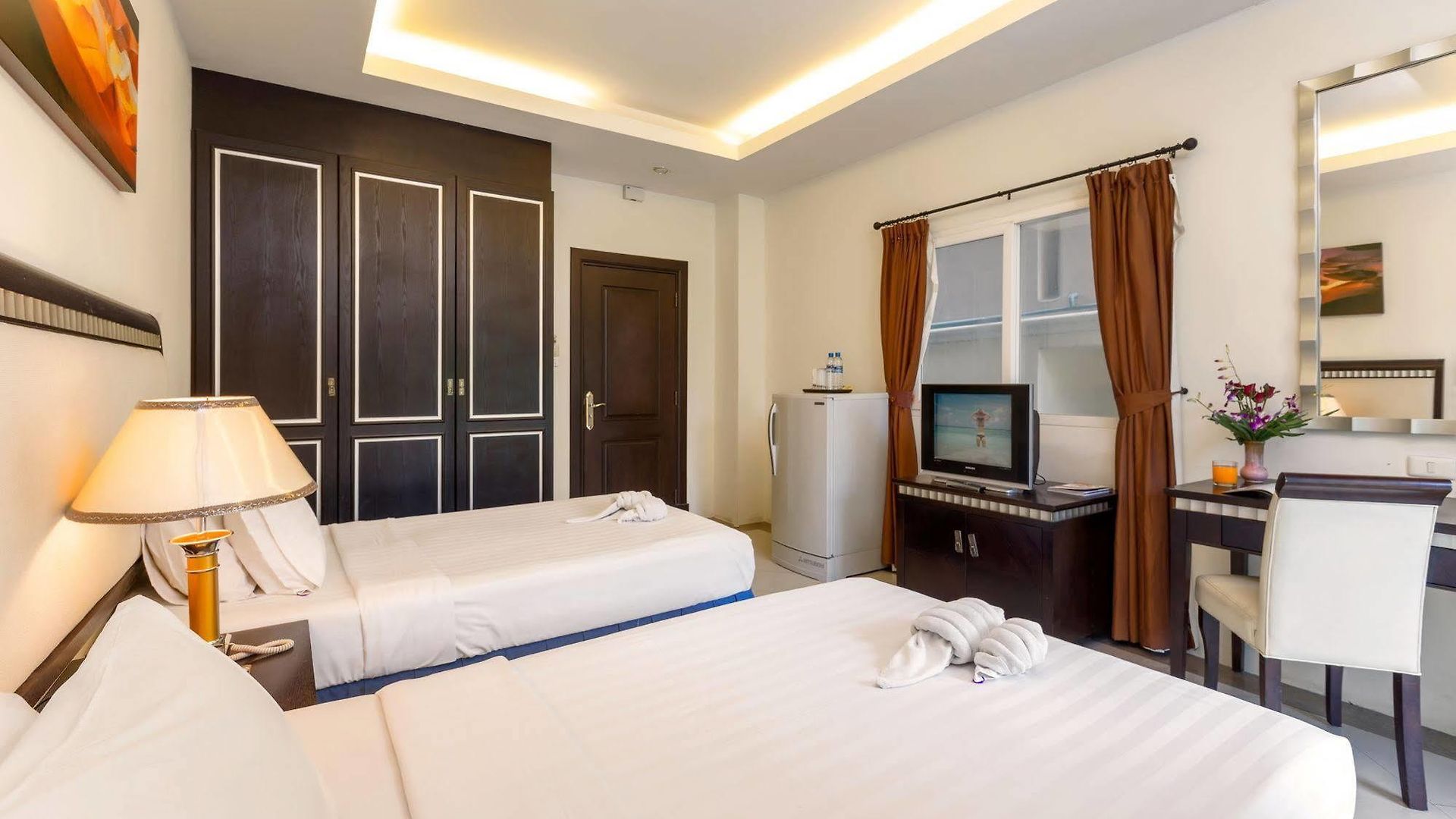 โรงแรม Yes O'tel By Benya Pattaya