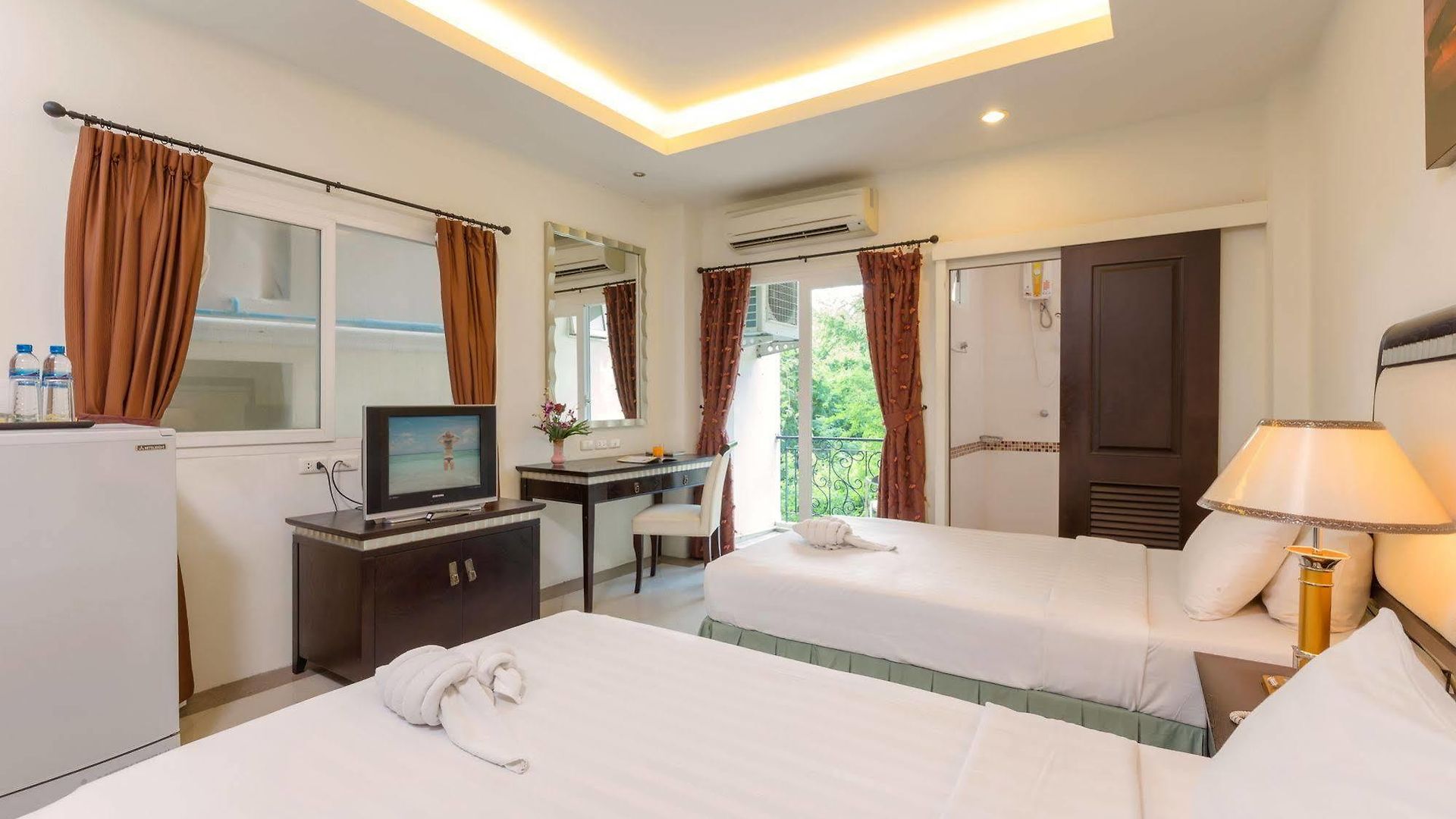Yes O'tel By Benya 3* Pattaya