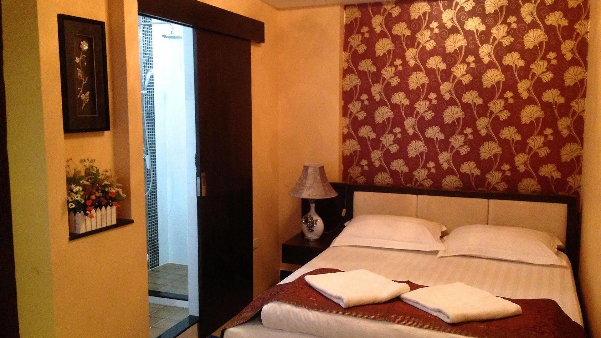 Katesiree โรงแรม 2*