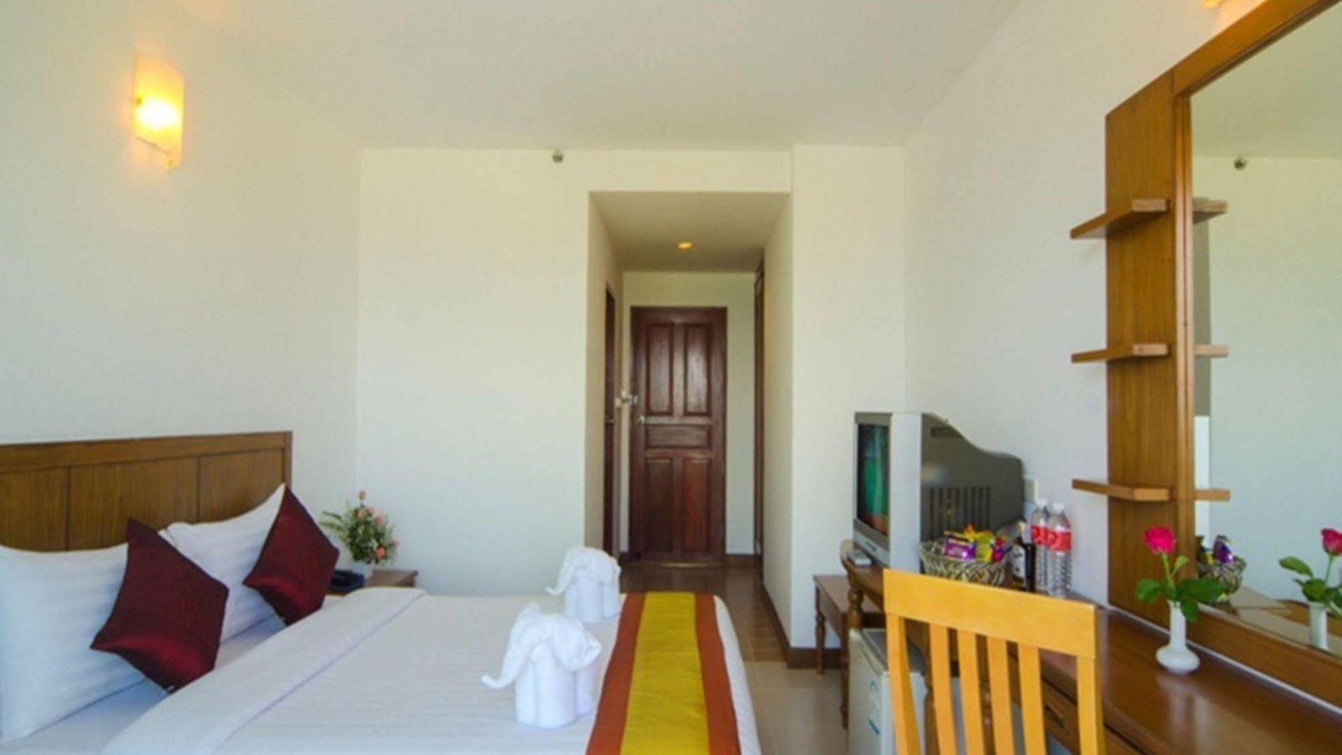 Hotel Eastiny Seven Pattaya