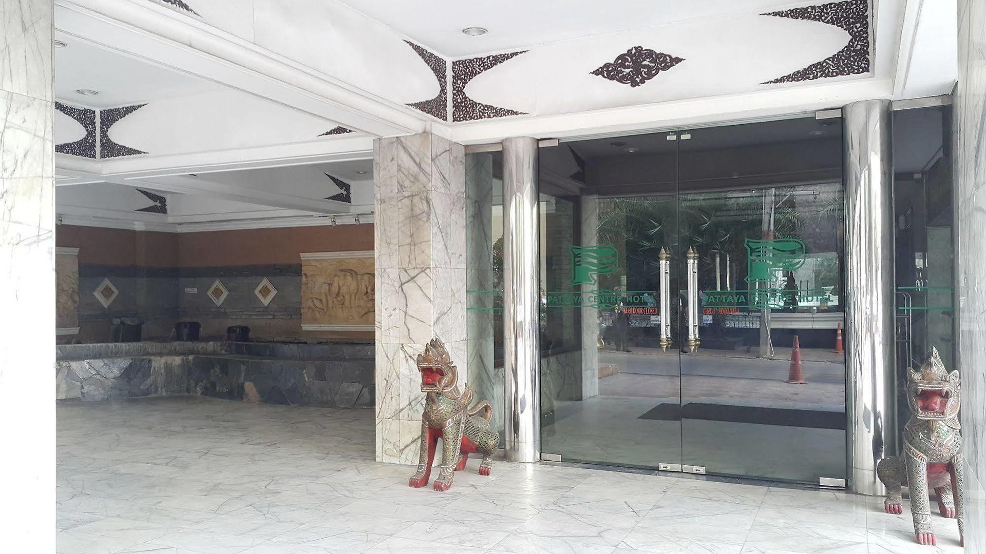 Centre โรงแรม 3*