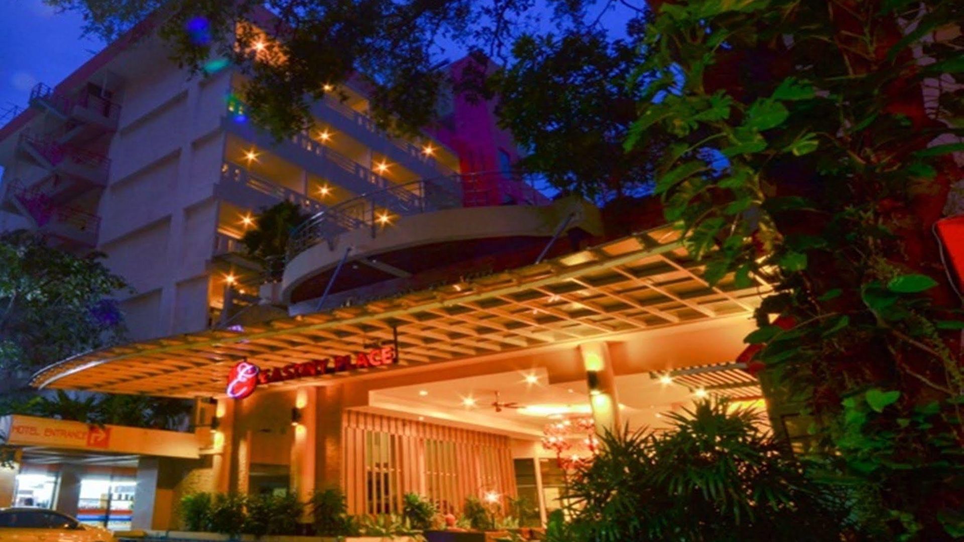โรงแรม Eastiny Place Pattaya