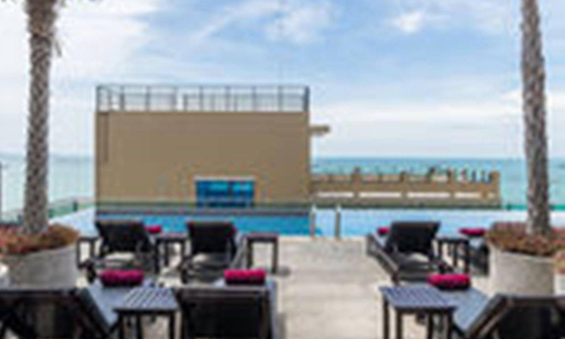 ซี มี สปริง ทู โฮเทล โรงแรม Pattaya