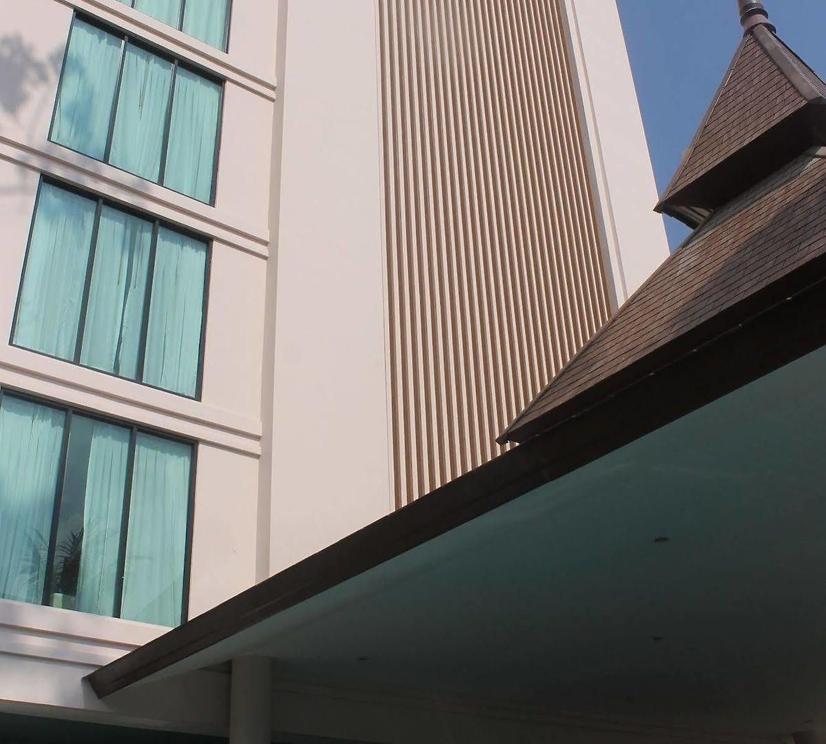 เทวัญ จอมเทียน พัทยา โรงแรม 4*