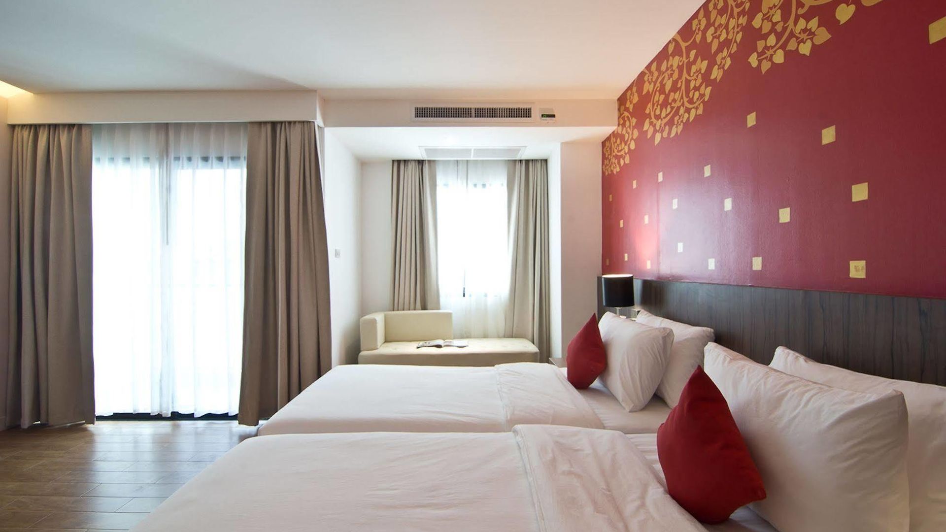 เทวัญ จอมเทียน พัทยา โรงแรม Pattaya