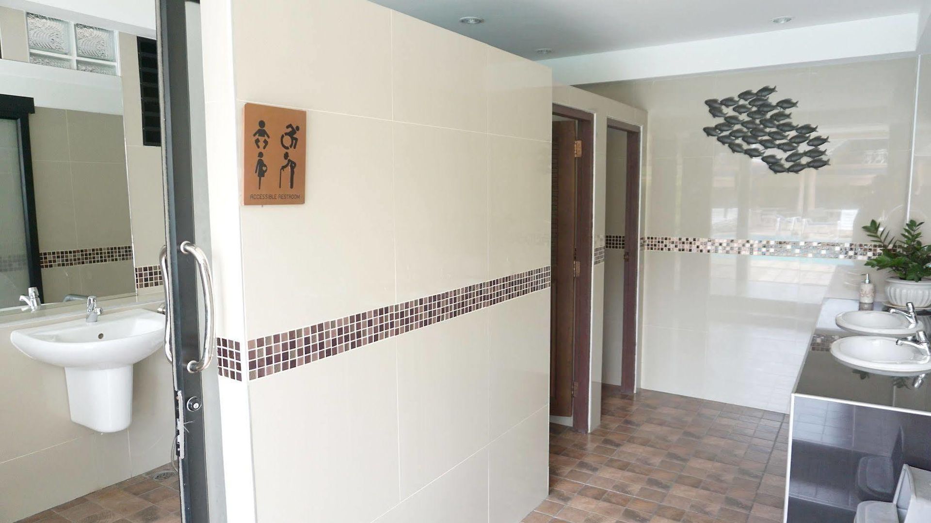 Suppamitr โรงแรม 3*