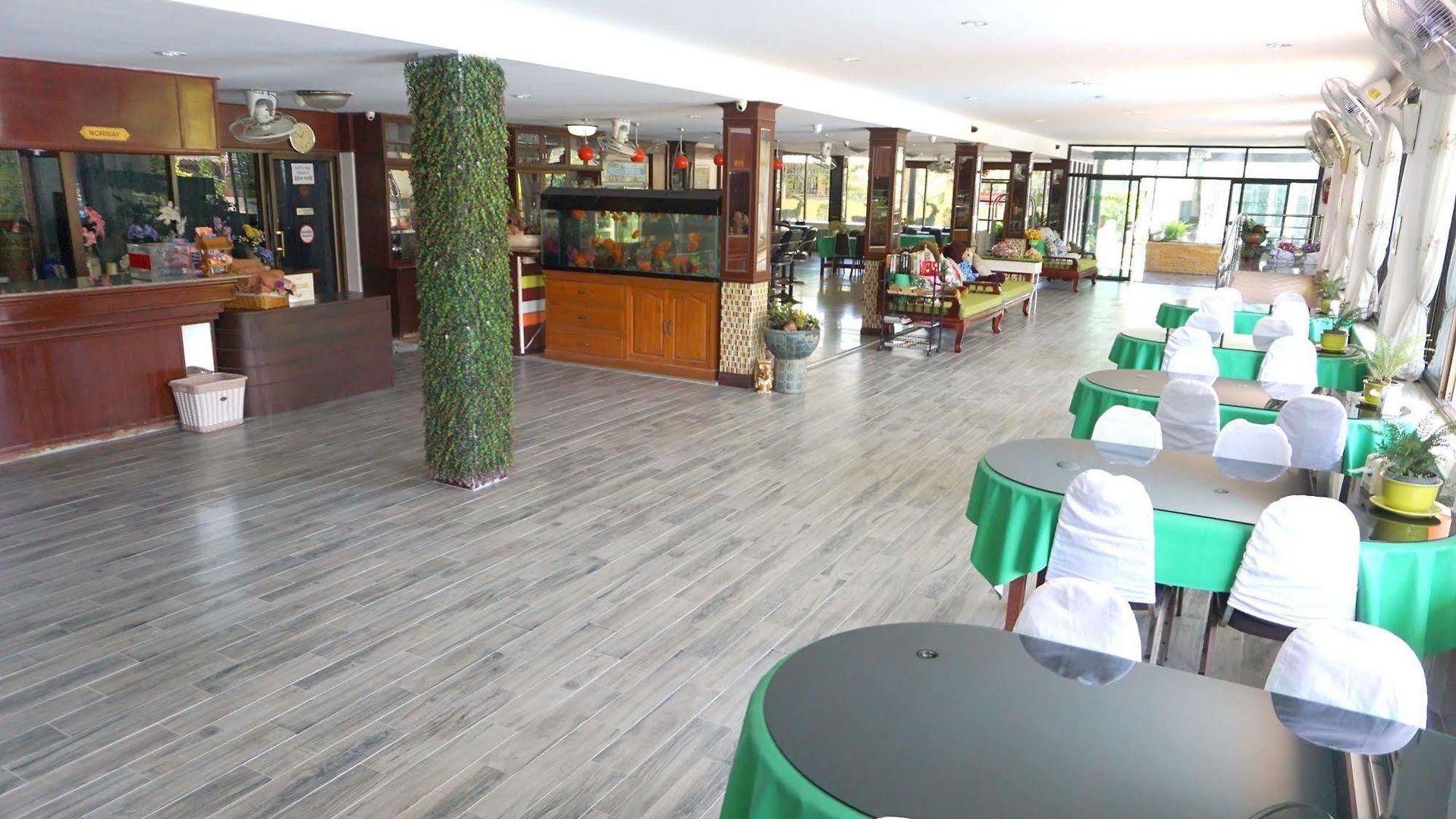 Suppamitr โรงแรม 3*