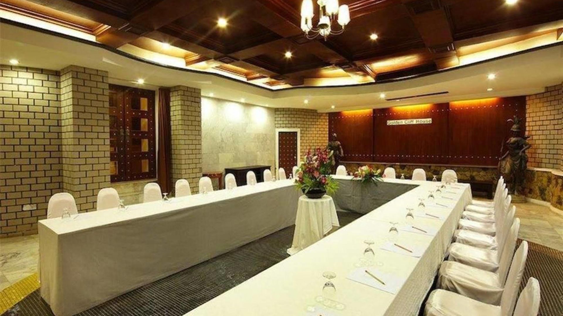 Golden Cliff House Pattaya