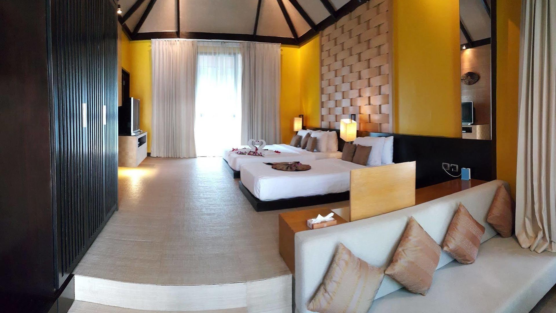 เดอะ ซายน์ พรีเมียม 5* Pattaya