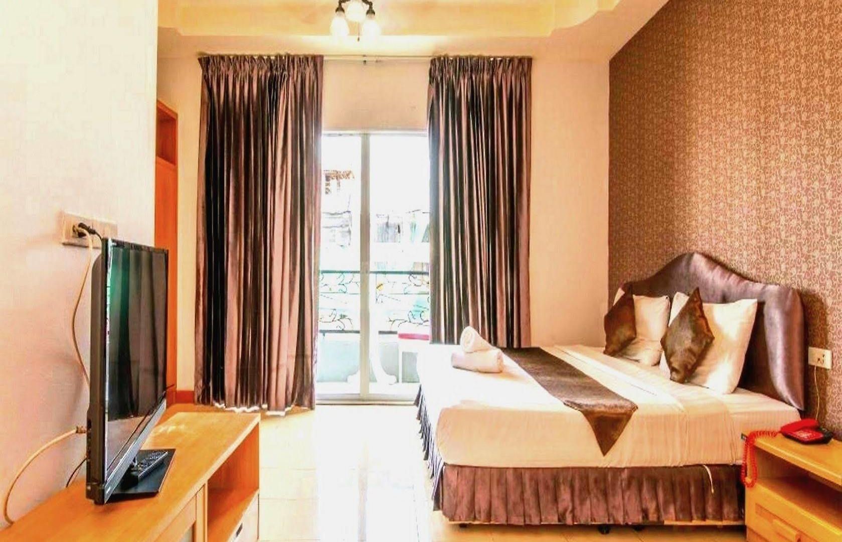Hotel Arya