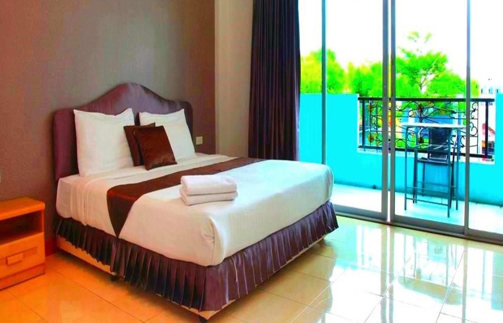 Hotel Arya 3*