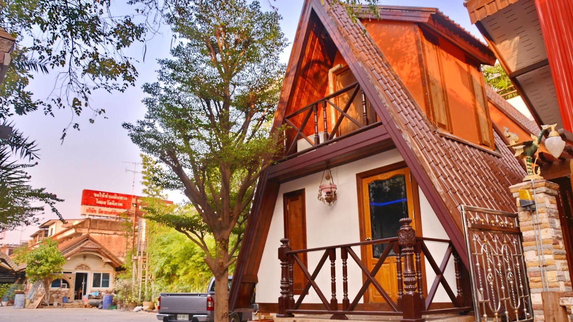 โรงแรม Khunsri Art Boutique
