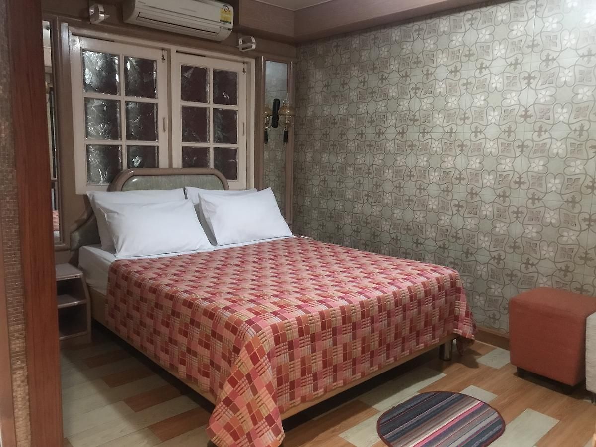 Wandee House โรงแรม