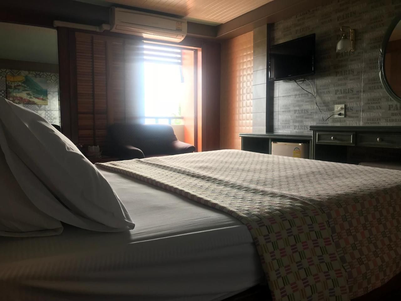 Wandee House โรงแรม 2*