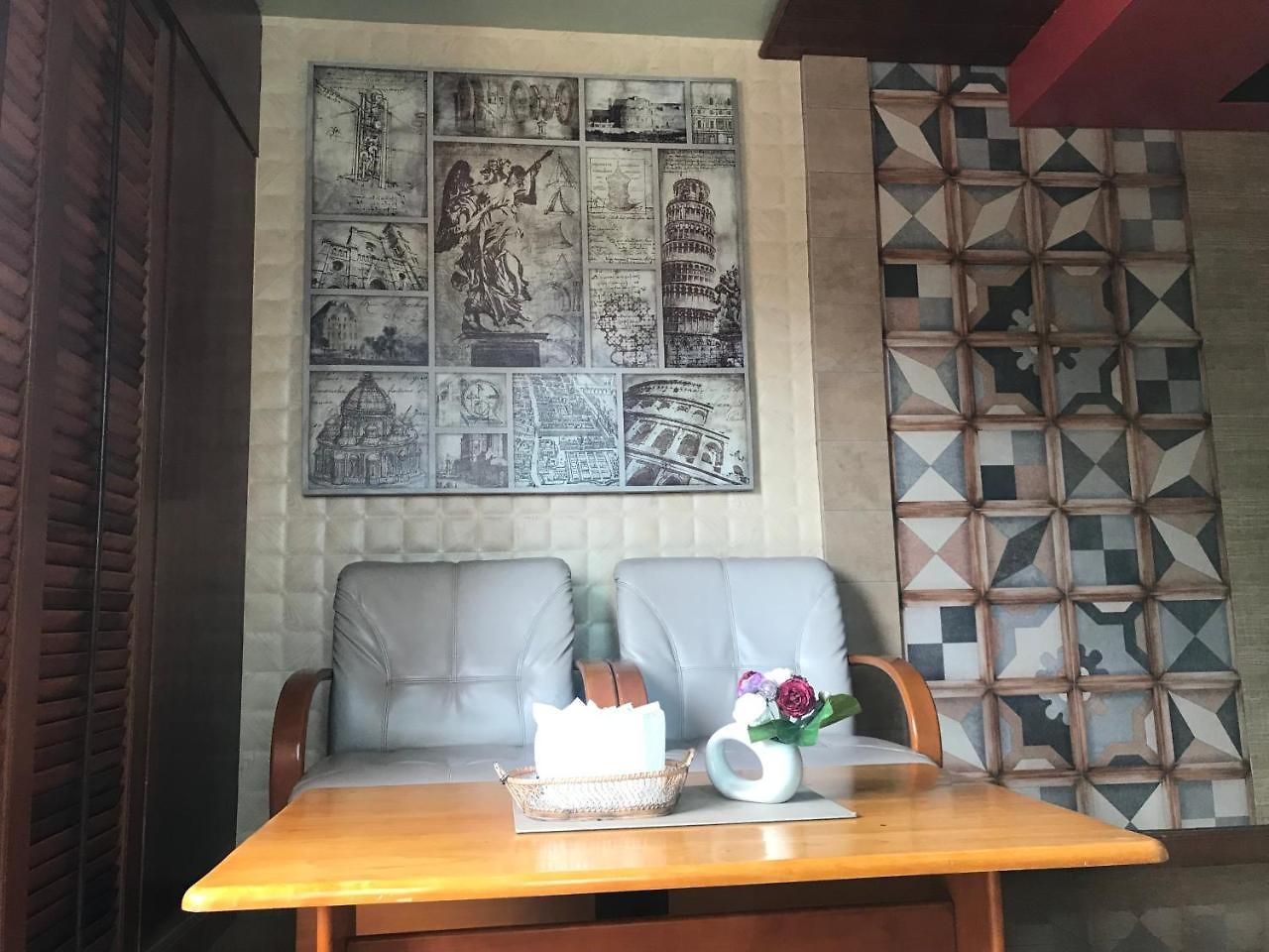 Wandee House โรงแรม 2*