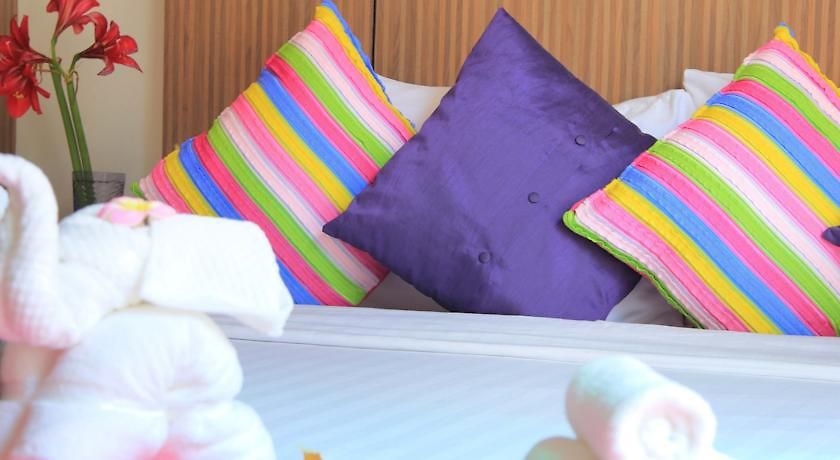 โรงแรม Oyo 146 Rivana Boutique By Sandara Pattaya