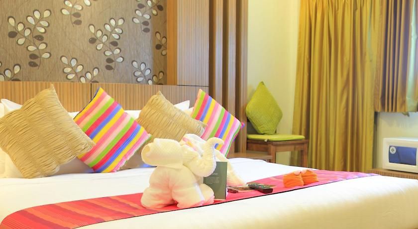 โรงแรม Oyo 146 Rivana Boutique By Sandara Pattaya
