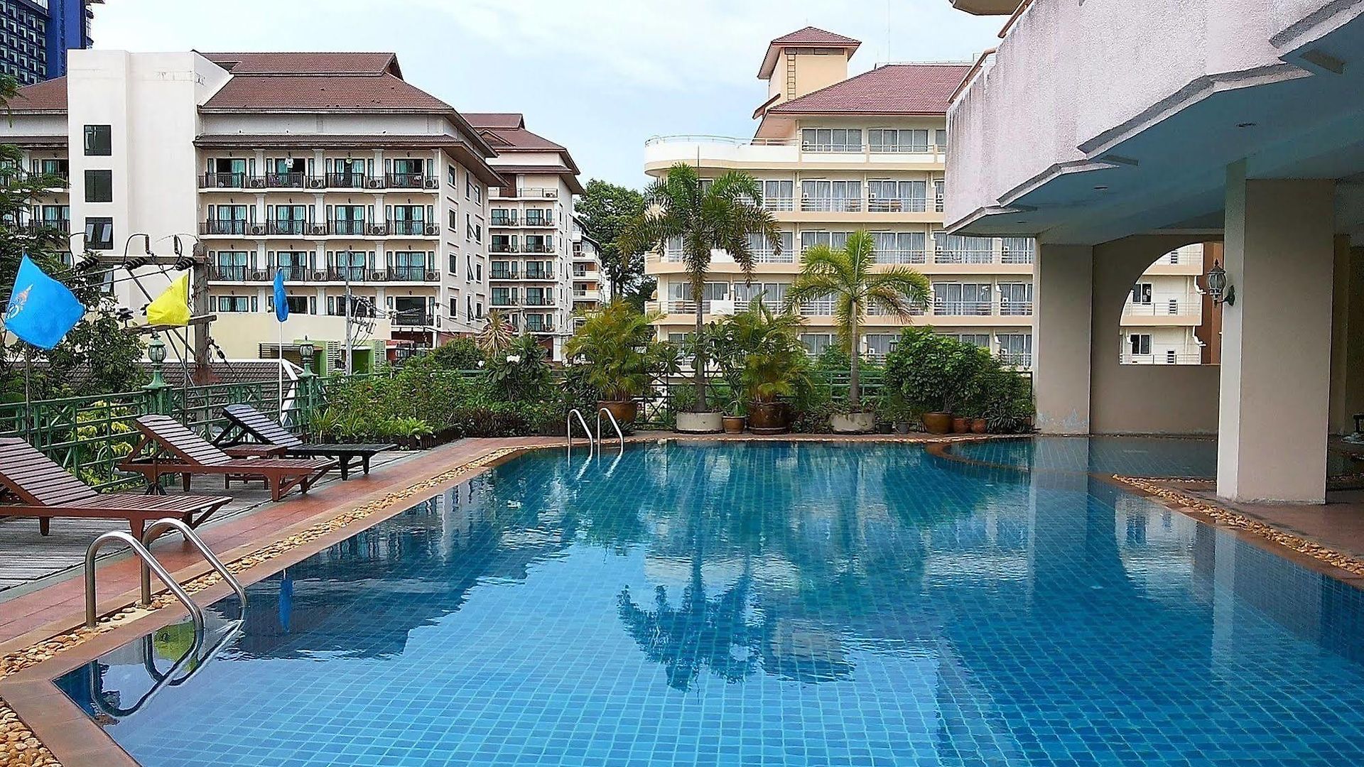 ไมค์บีชรีสอร์ท Pattaya