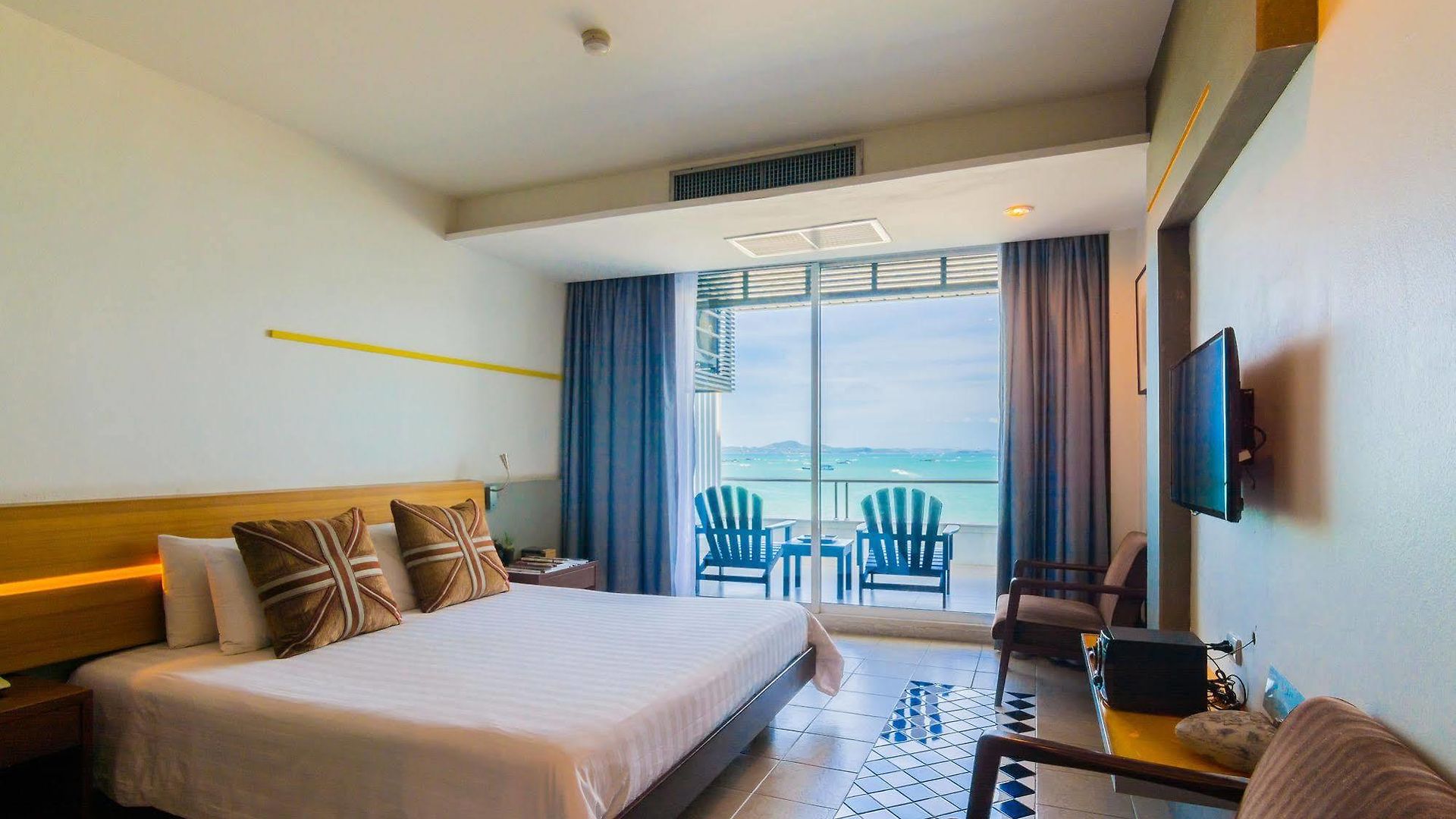 บาบูน่าบีชฟรอนท์ลิฟวิ่ง Pattaya