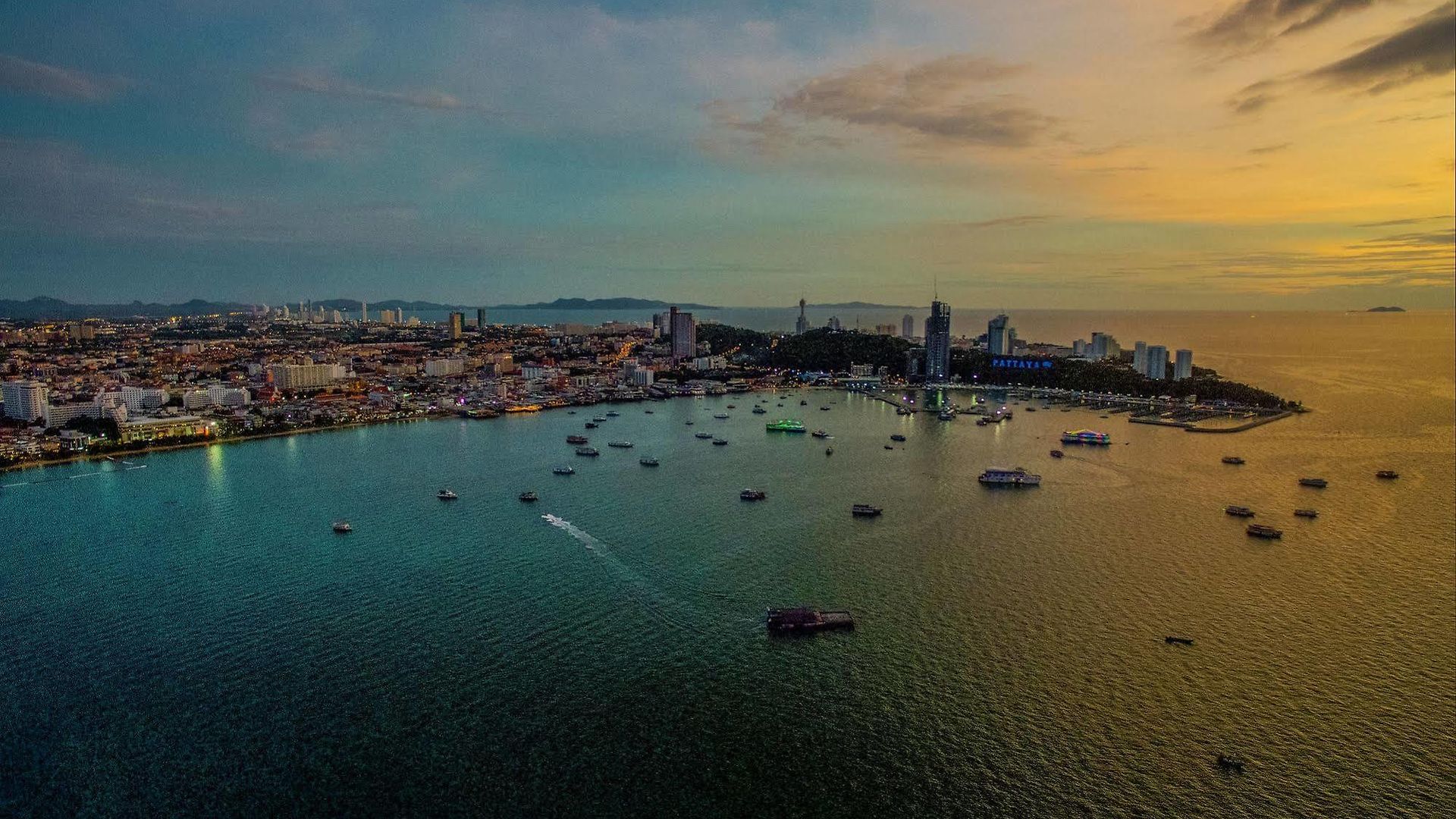 In โรงแรม Pattaya