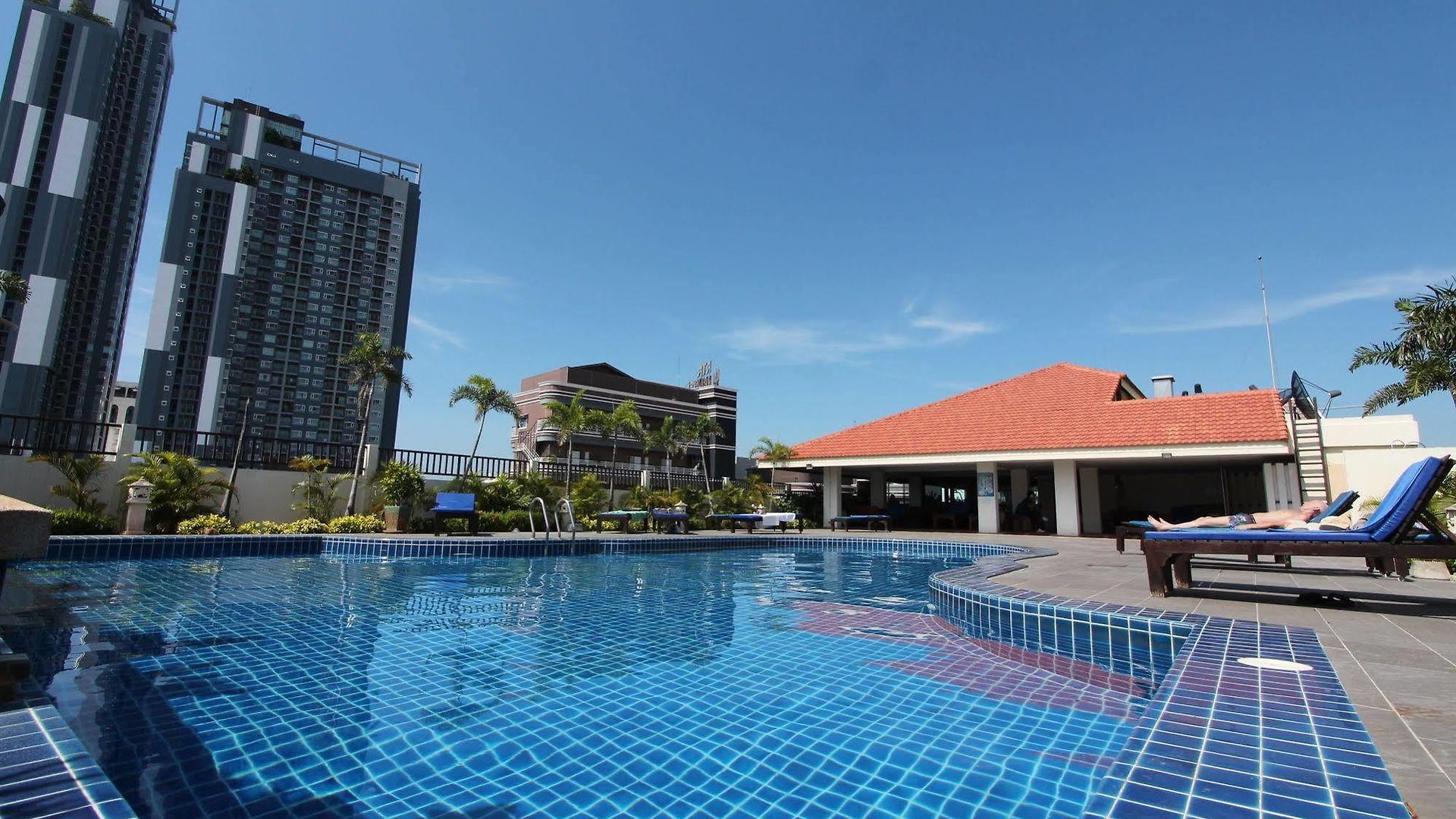 โรงแรม Siam View And 3*