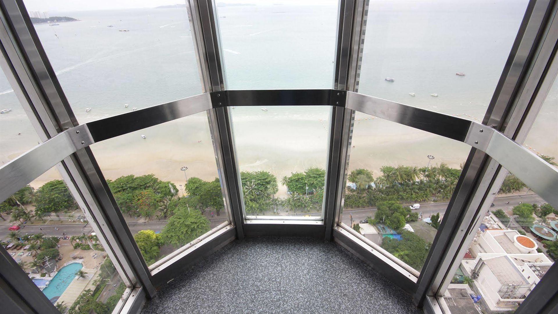 โรงแรม Markland Seaside 3*