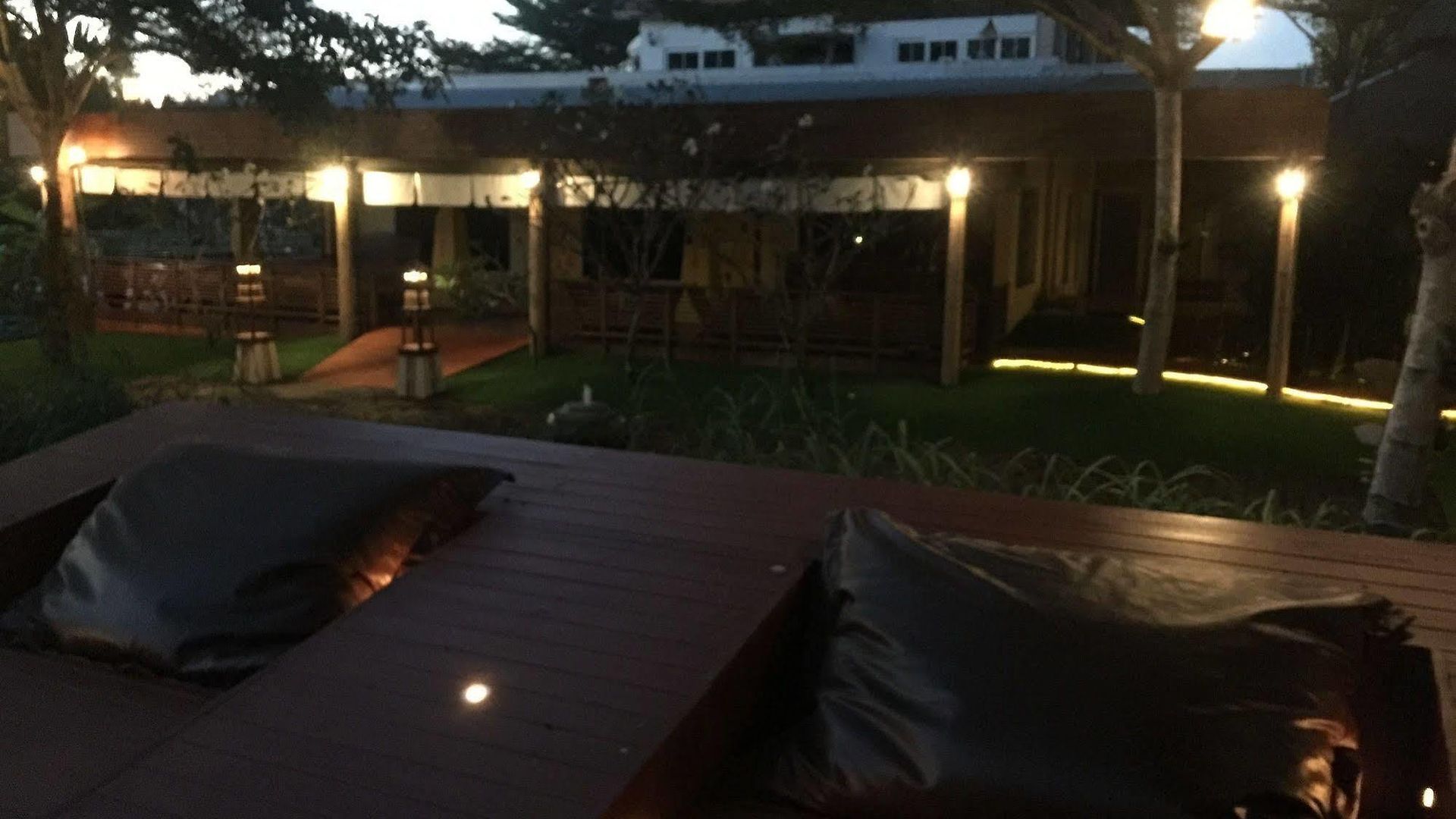 รีสอร์ท Chic+ Chill @eravana Pattaya