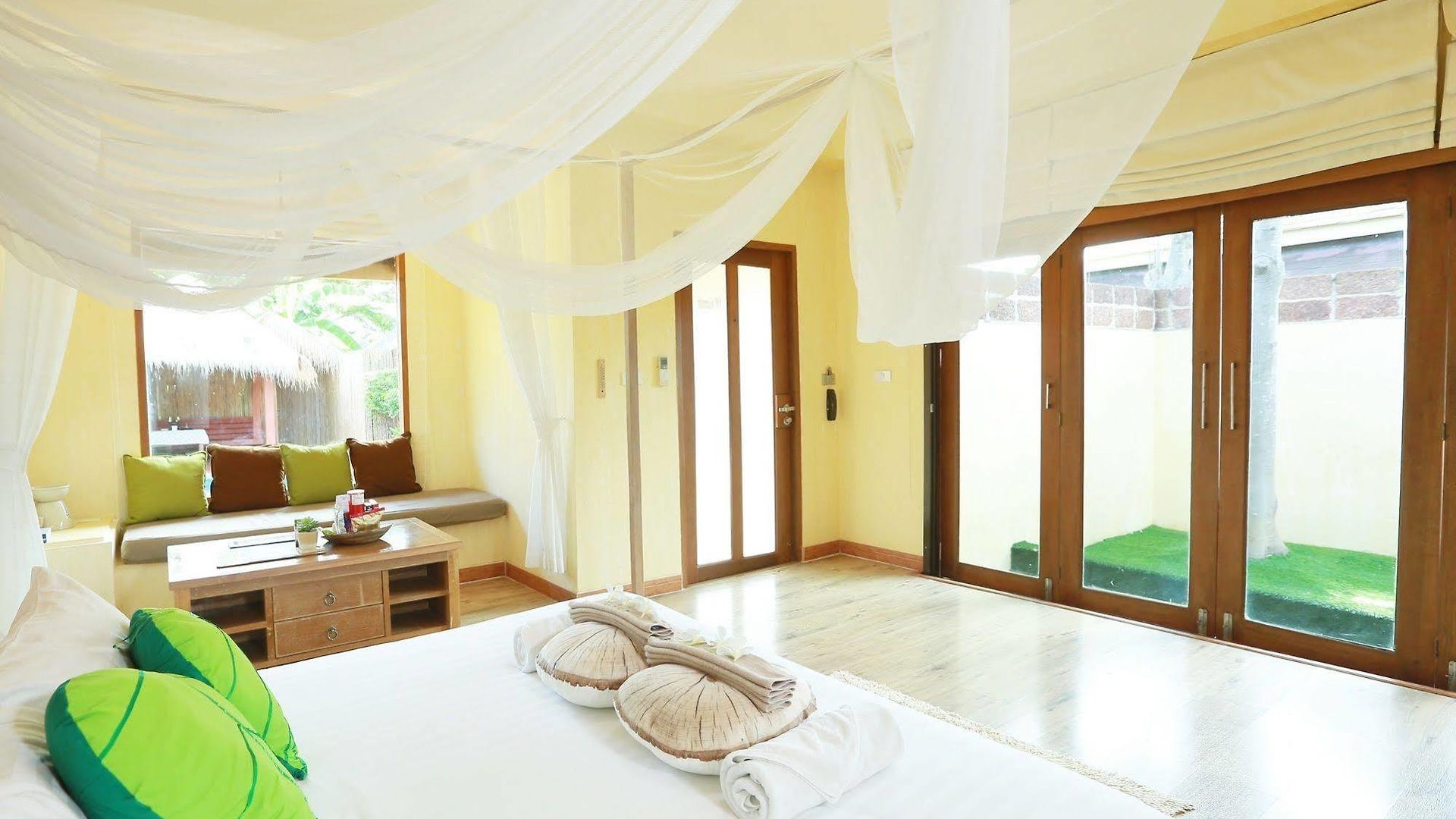 รีสอร์ท Chic+ Chill @eravana