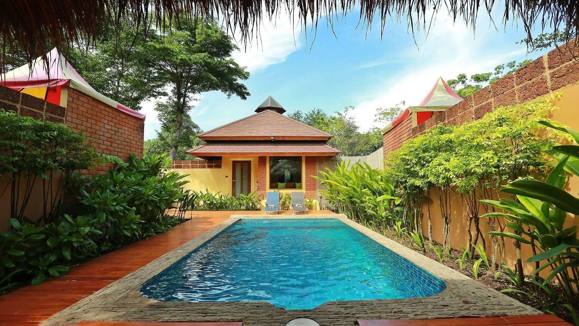 รีสอร์ท Chic+ Chill @eravana Pattaya
