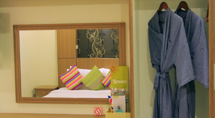 Oyo 146 Rivana Boutique By Sandara โรงแรม Pattaya