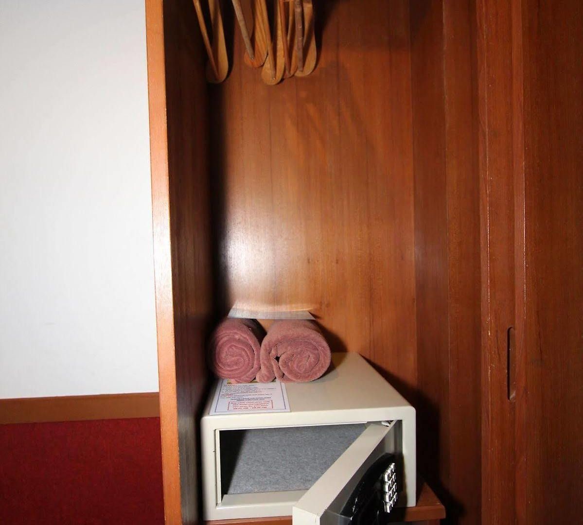 โรงแรม Sabai Sabana 4*