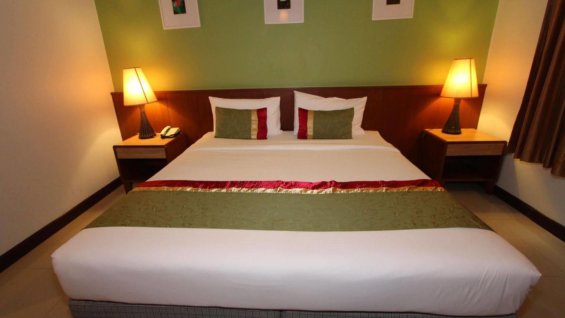 Sabai Sabana โรงแรม 4*