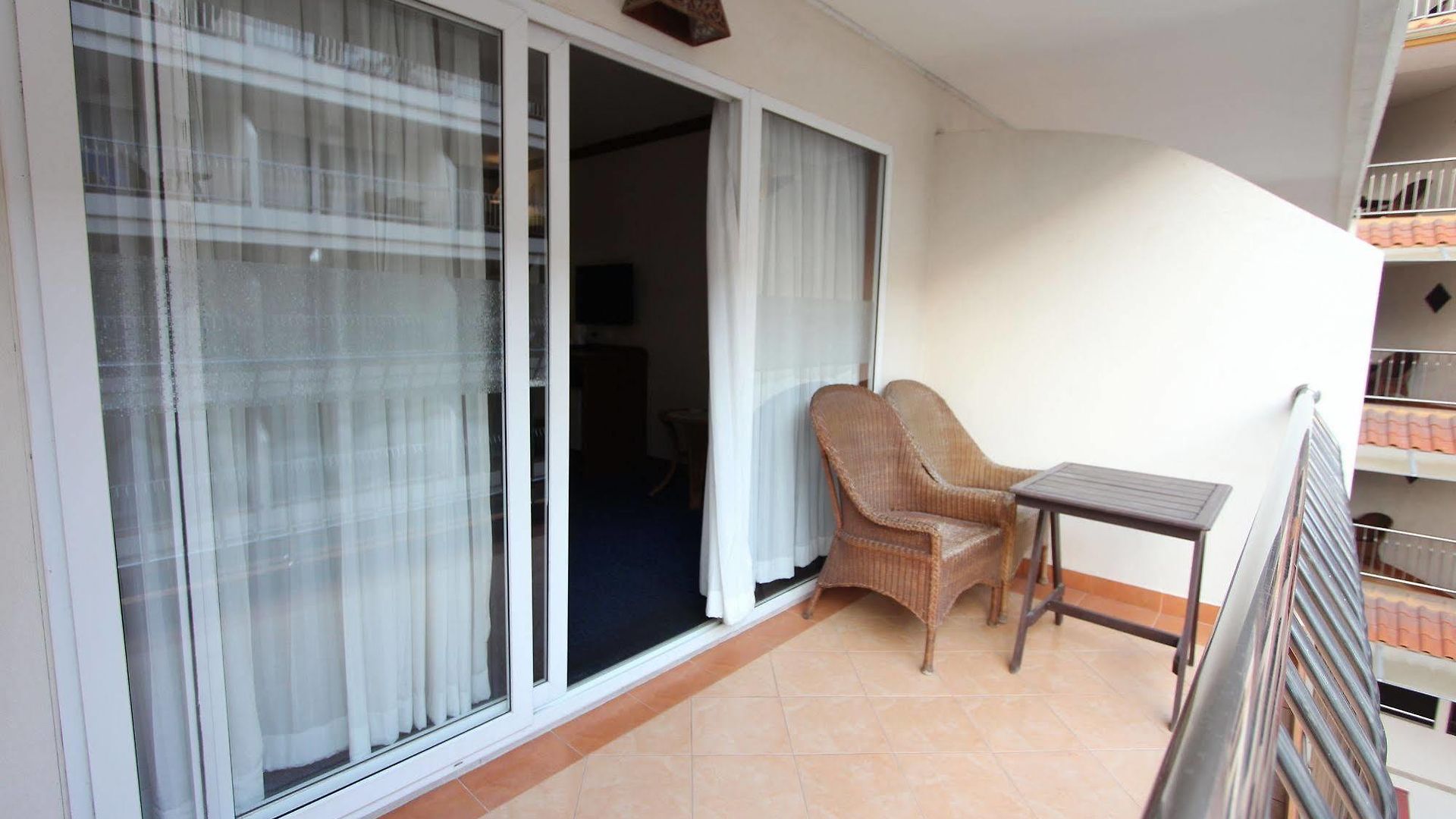 โรงแรม Sabai Sabana 4*
