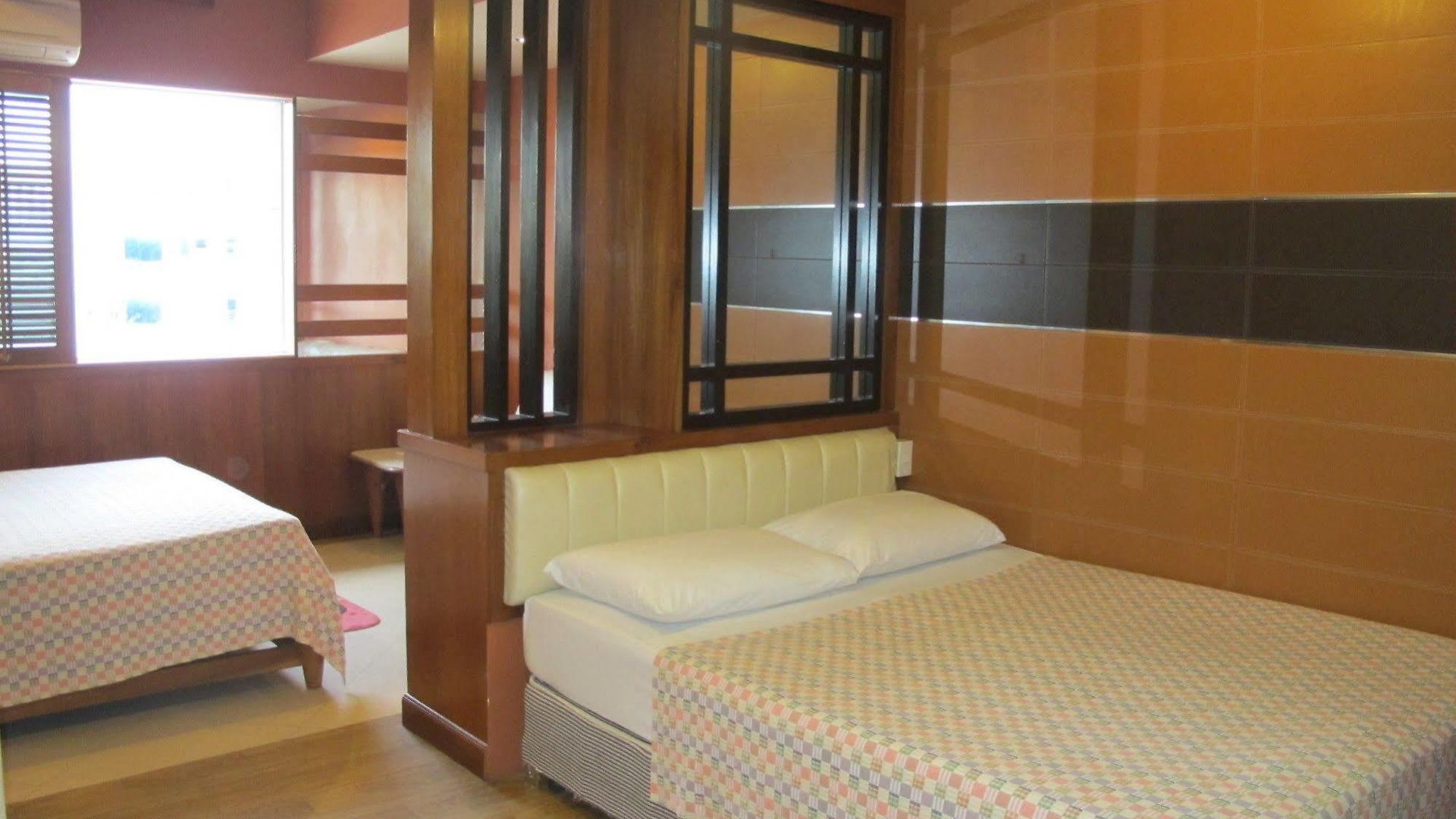 โรงแรม Wandee House