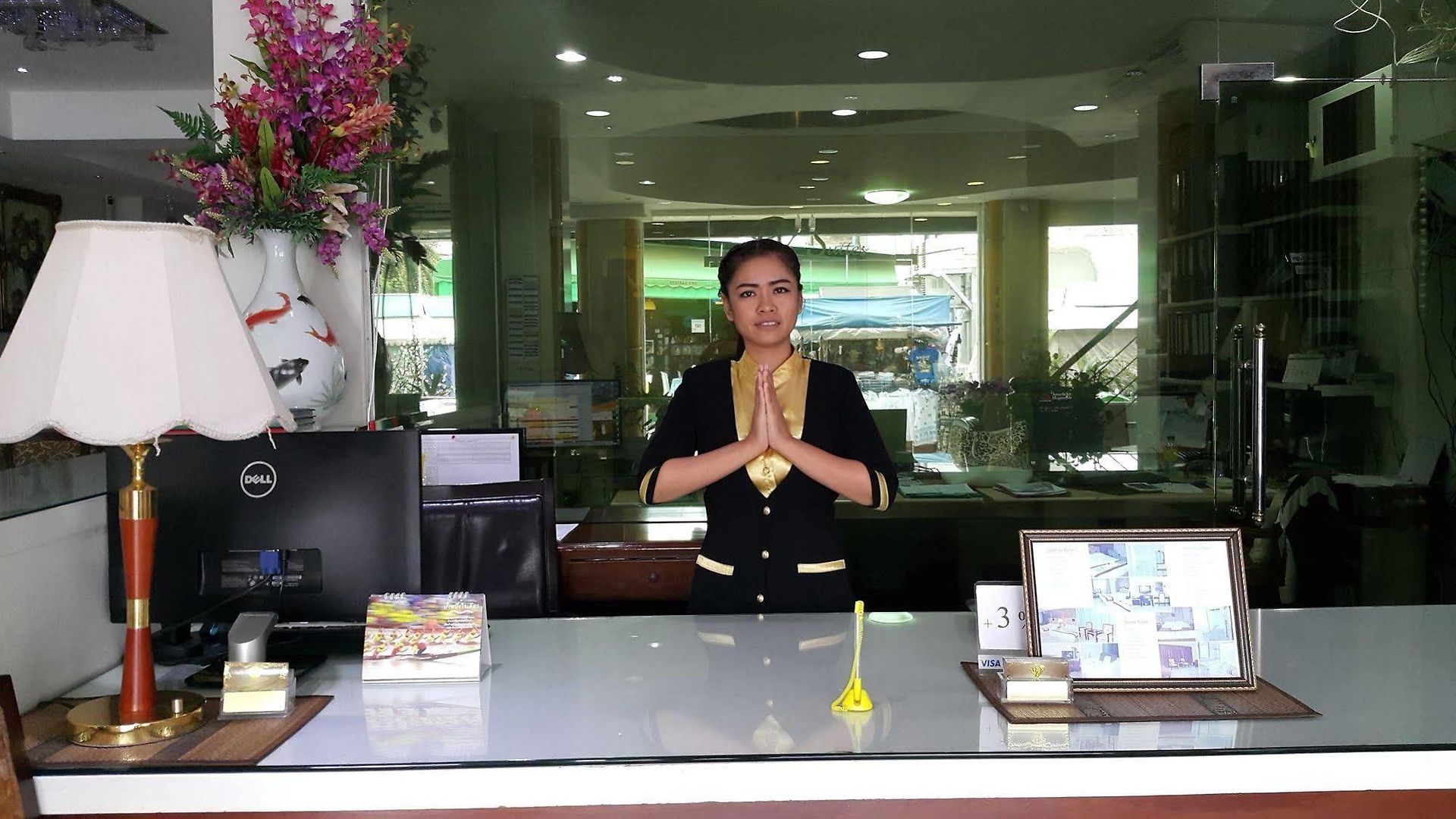 เดอะ พรีวี่ สวีทส์