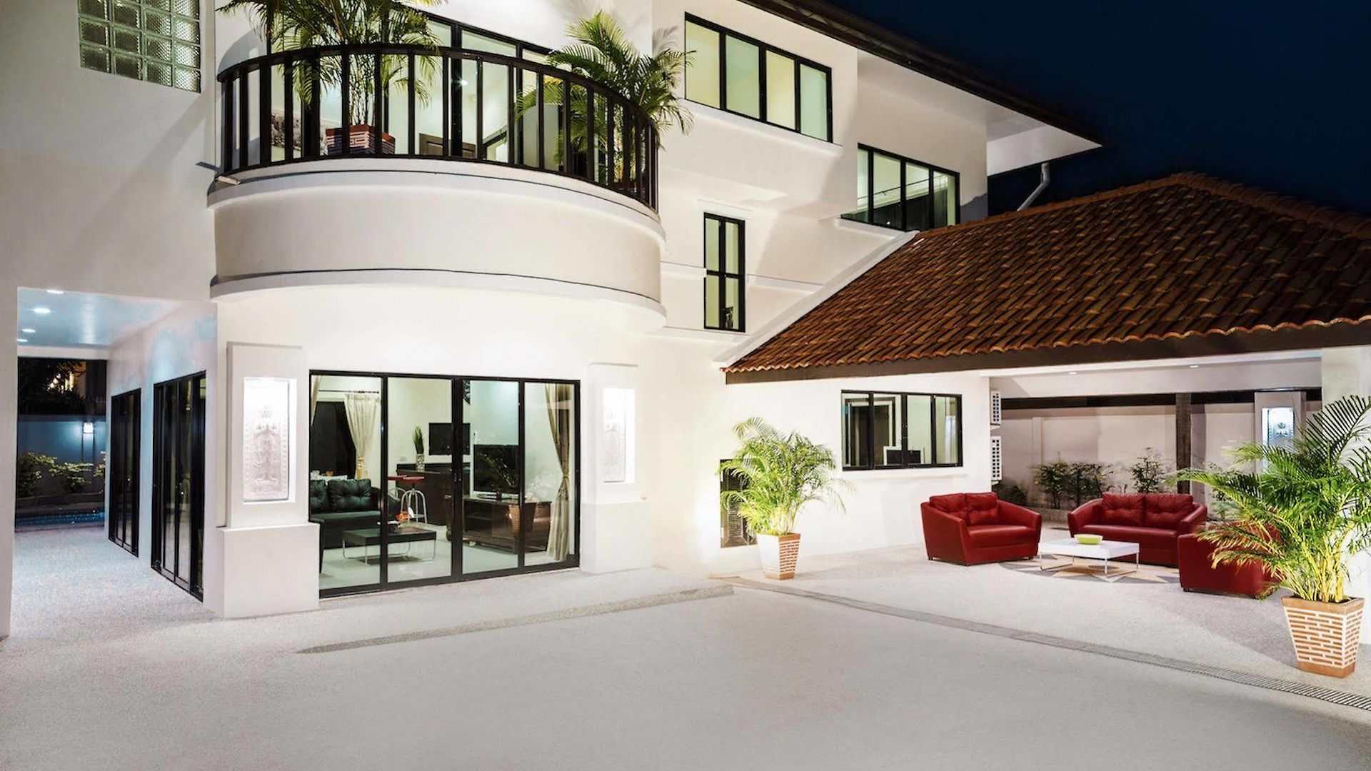 Siam Pool Villa Pattaya