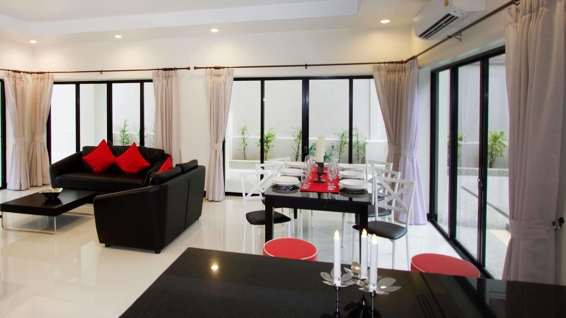 Siam Pool Villa Pattaya
