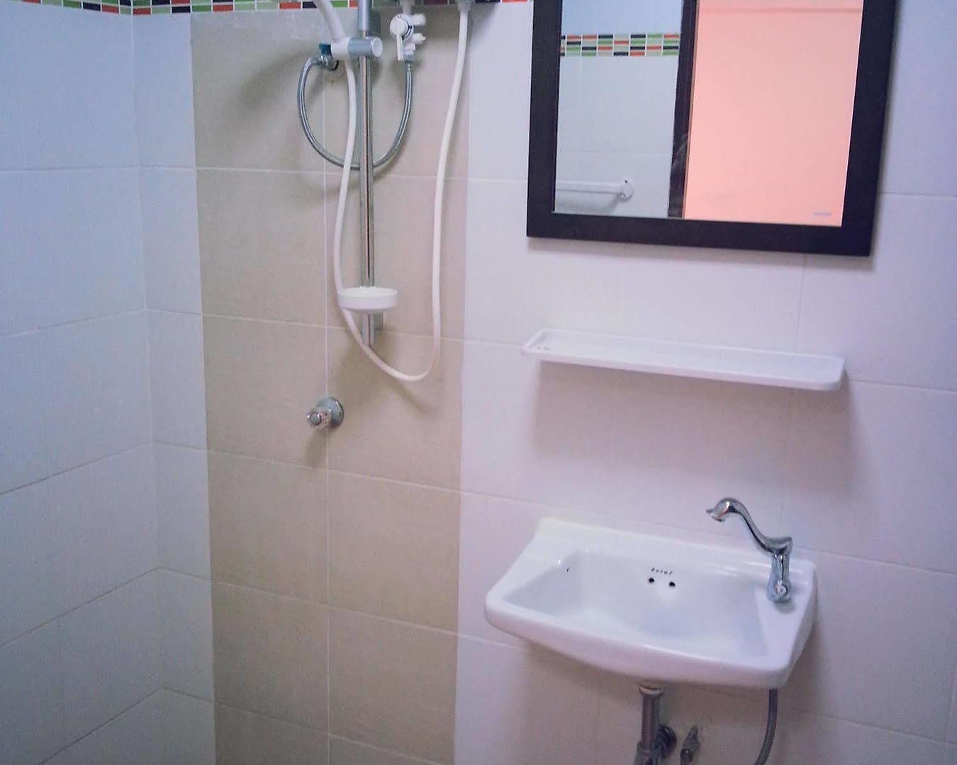 Oyo 963 Sunshine โรงแรม