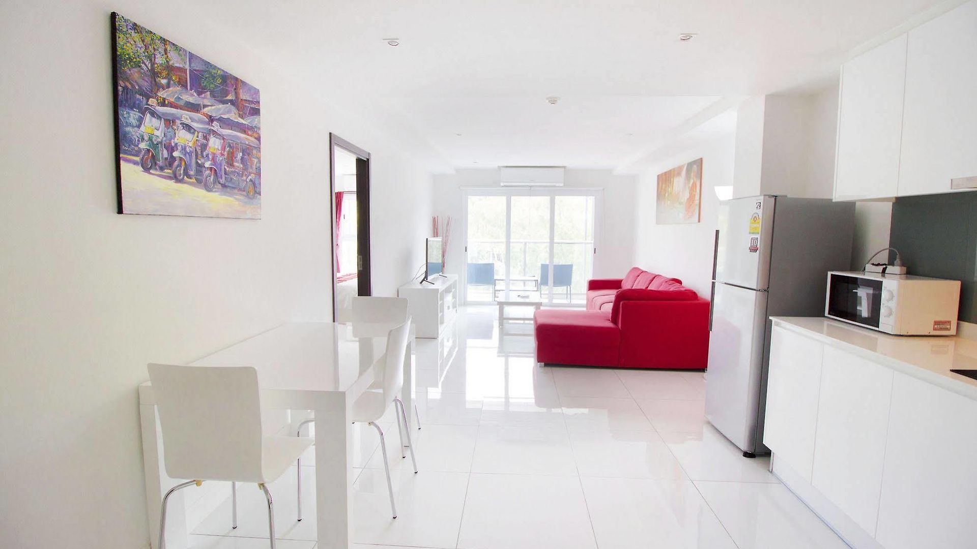 โรงแรม The Place Pratumnak By Sunny